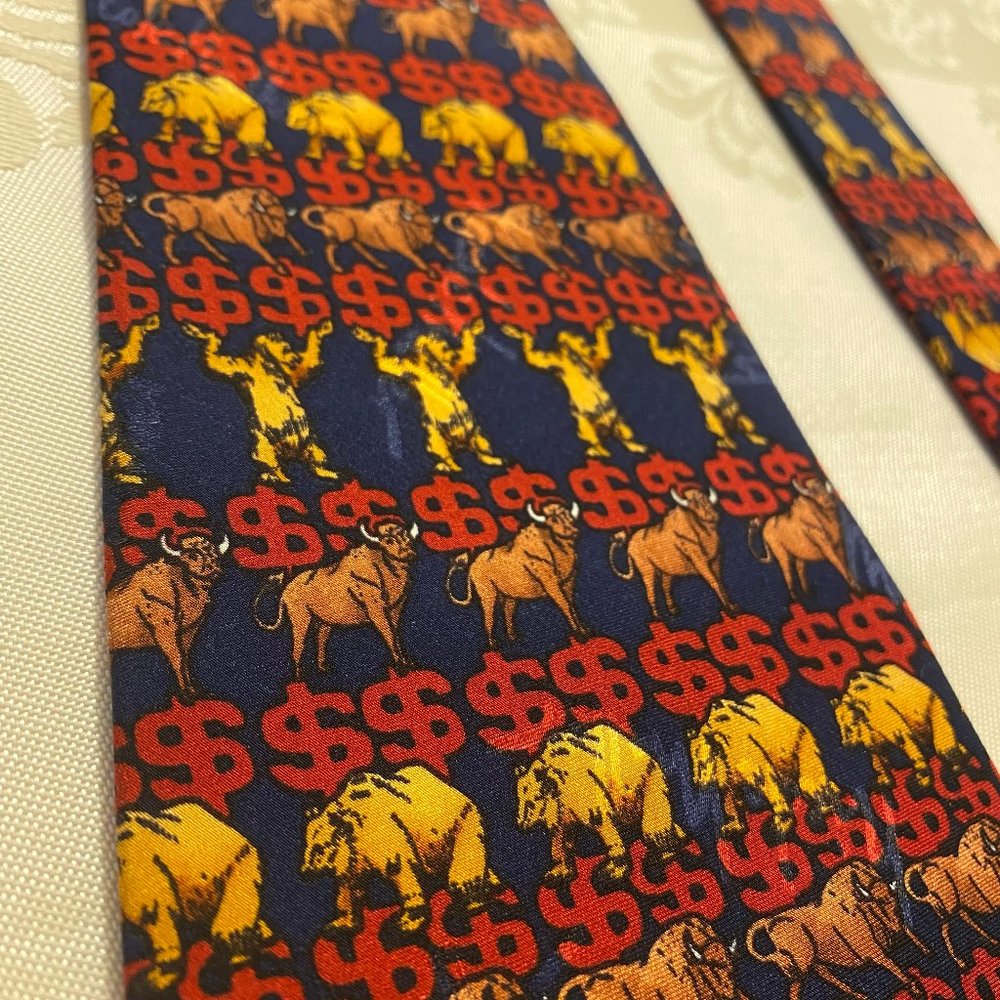Nicole Miller STONKS Tie Bears & Bulls 100% Silk